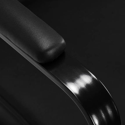 Hair System kirpyklos baldai – STUDIO NOIR juoda kėdė patogiam darbui visą dieną