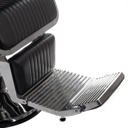 Barber shop interjeras su BS LUMBER BH-31823 juoda kėde – premium klasės baldas vyrų grožio salonui
