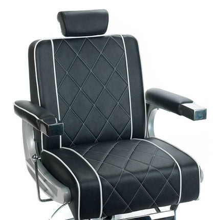 BS ODYS BH-31825M juoda barberio kėdė modernioje kirpykloje – ergonomiška sėdėjimo pozicija klientui