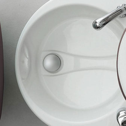 Pedikiūro kėdė su pėdų vonele Edge iš VISMARA – funkcionalus sprendimas kojų priežiūros procedūroms