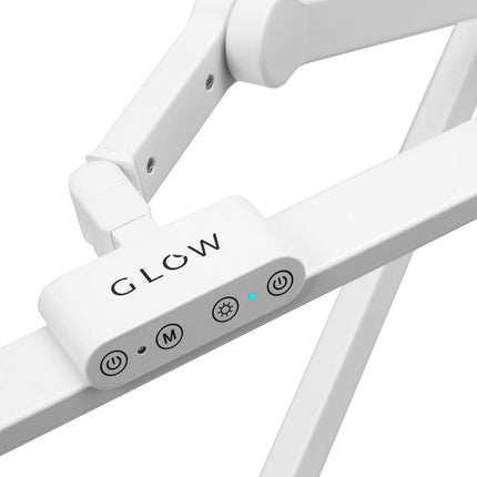 GLOW L03 apšvietimo sprendimas tatuiruočių ir manikiūro kabinetams – balta tvirtinama lempa