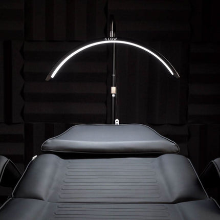 Profesionalių blakstienų salonų procedūrinė lempa GLOW MX6 – aukštos kokybės baldų elementas kabineto įrangai