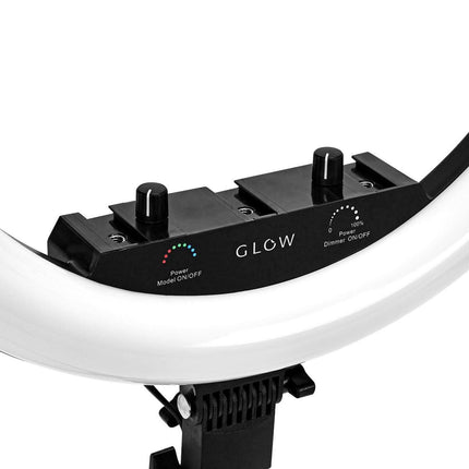 GLOW ring lempa su stovu 18" – kompaktiškas baldas grožio procedūrų darbo vietoje