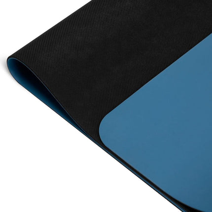 BALANCE MAT DARK BLUE naudojamas masažo procedūros metu – stabilus ir higieniškas pagrindas specialistui