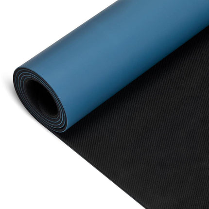 BALANCE MAT DARK BLUE detalė – ekologiško PU plastiko paviršius lengvai valomas po masažo procedūrų