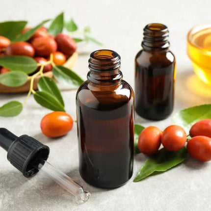 Grynas jojoba aliejus Beautiona 500 ml – lengvai įsigerianti formulė kūno ir veido masažo procedūroms