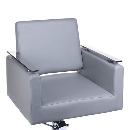 BS MILO BH-6333 hidraulinė kirpyklos kėdė moderniame salone – šviesiai pilka ergonomiška sėdynė