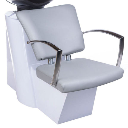 BS LIVIO BH-8012 plautuvė moderniame kirpyklos interjere – šviesiai pilka spalva tinka minimalistiniam salonui