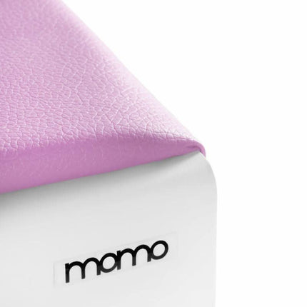 MOMO rožinis manikiūro porankis salonui – kompaktiškas baldas su vieta dulkių surinkėjui po porankiu