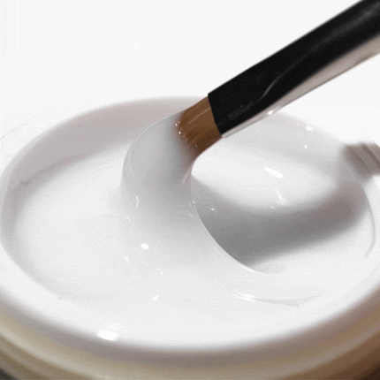 OCHO NAILS profesionalus vienfazis gelis pedikiūrui ir manikiūrui MILK – greitas darbas su klientais