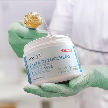 ARCOCERE STRONG tankios konsistencijos šugaring pasta atspari šiurkščiems plaukams – 500ml talpykla