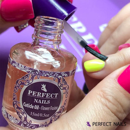 4 ml Perfect Nails odelių aliejus su gėlių ekstraktais – efektyvus odelių minkštinimas pedikiūro procedūroms