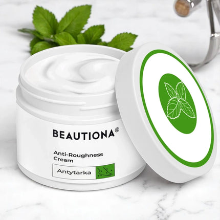 BeautyKit pėdų kremas su šlapalu – intensyviai drėkina ir regeneruoja grubią pėdų odą pedikiūro procedūroms