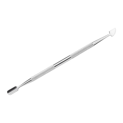 SNIPPEX PS24 odelių atstumėjas naudojamas manikiūro procedūros metu — tikslus ir patvarus 14,3 cm įrankis