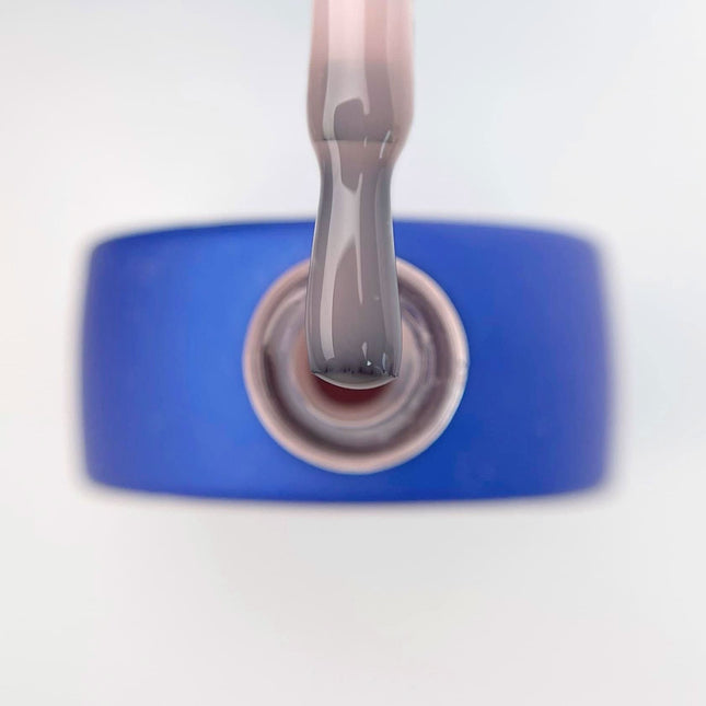 TOUCH Cover Base elastinga kamufliažinė bazė Pastel 13ml – profesionali nagų priežiūros priemonė salonams